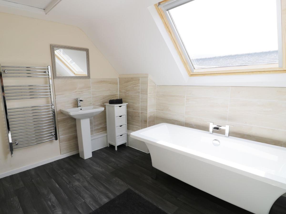 Station Apartment Llanberis Luaran gambar